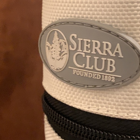 Sierra Club Protect Multi Funcional  Padded Laptop Bag NWOT - Picture 6 of 16